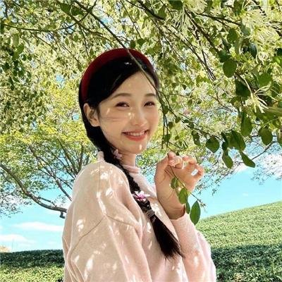 5个吓鬼的少年